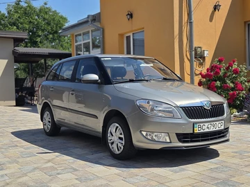 Авто Skoda Fabia 2012 № 8899786