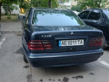 Авто Mercedes 240 2000 № 8899790