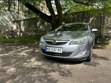 Авто Opel Astra 2011 № 8899795