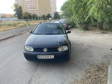 Авто Volkswagen Golf 1999 № 8899812