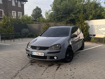 Авто Volkswagen Golf 2004 № 8899844