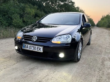Авто Volkswagen Golf 2005 № 8900017