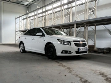 Авто Chevrolet Cruze 2011 № 8900033