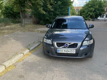 Авто Volvo V50 2012 № 8900054