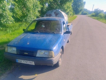 Авто Иж 2717 2004 № 8900140