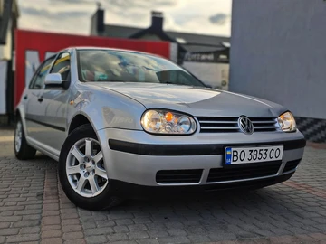 Авто Volkswagen Golf 2001 № 8900142