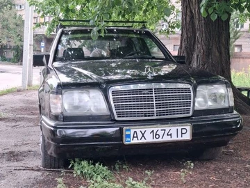 Авто Mercedes E Серия 1994 № 8900186