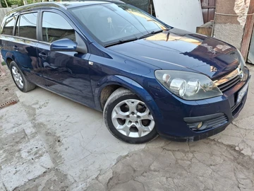 Авто Opel Astra 2006 № 8900231