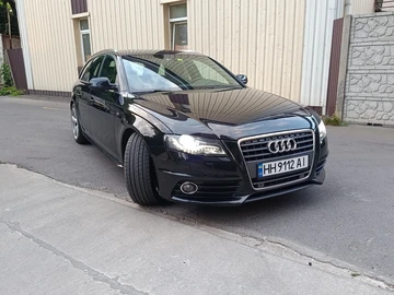 Авто Audi A4 2011 № 8900232