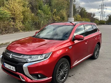 Авто Mitsubishi Outlander 2021 № 8900293