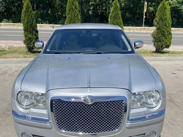 Авто Chrysler 300C 2005 № 8900321