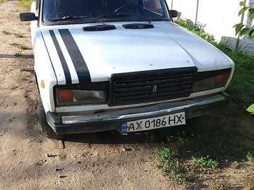 Авто ВАЗ 2107 1986 № 8900532