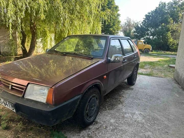 Авто ВАЗ 2109 1991 № 8900800