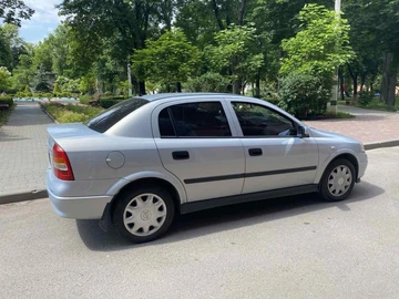Авто Opel Astra 2004 № 8900805