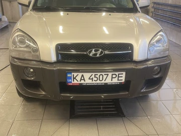 Авто Hyundai Tucson 2008 № 8900938
