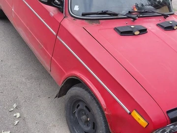 Авто ВАЗ 2103 1977 № 8900962