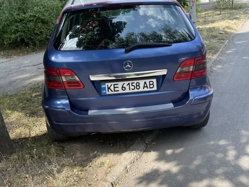 Авто Mercedes 200 2011 № 8901050
