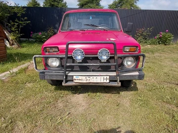 Авто ВАЗ 2121 1990 № 8901125