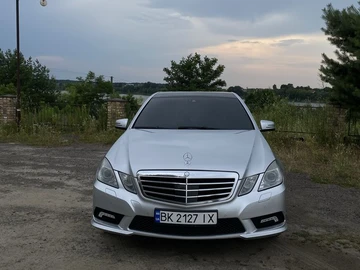 Авто Mercedes E Серия 2010 № 8901248