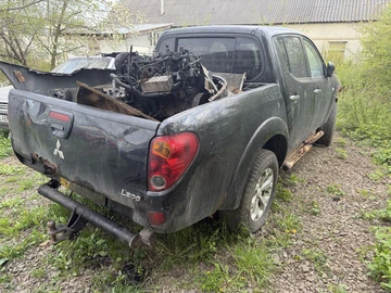 Авто Mitsubishi L 200 2007 № 8901351