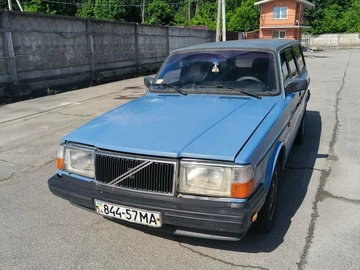 Авто Volvo 240 1988 № 8901358