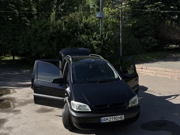 Авто Opel Zafira 2004 № 8901361