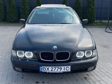 Авто BMW 02 E10  1993 № 8901335