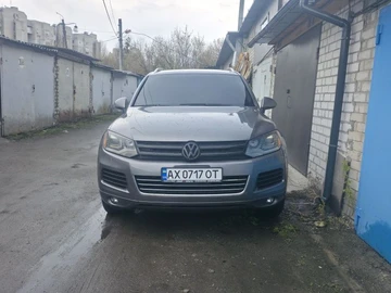 Авто Volkswagen Touareg 2011 № 8901515
