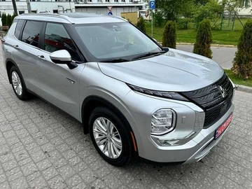 Авто Mitsubishi Outlander 2024 № 8901618