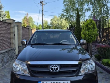 Авто Toyota Fortuner 2006 № 8901728