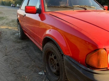Авто Ford Escort 1989 № 8901781