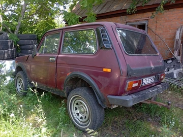 Авто ВАЗ 2121 1996 № 8901842