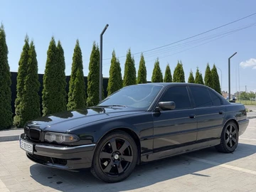 Авто BMW 7 Серия 1999 № 8901876