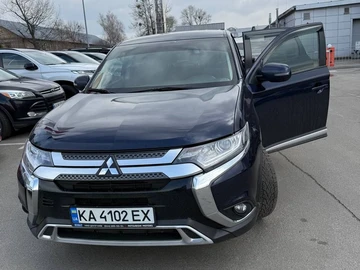 Авто Mitsubishi Outlander 2021 № 8901982