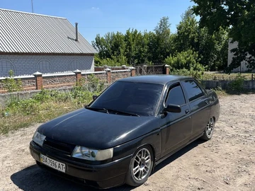 Авто ВАЗ 2110 2005 № 8901991