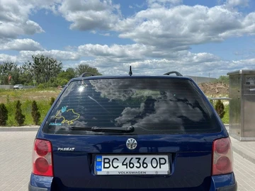 Авто Volkswagen Passat Variant 2002 № 8902000