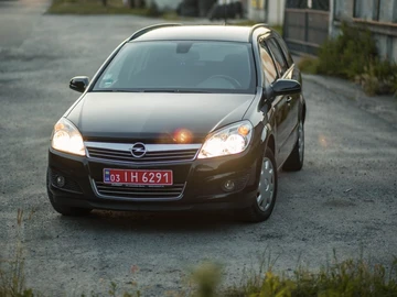 Авто Opel Astra 2009 № 8902047