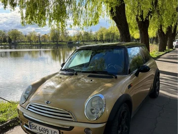 Авто MINI Cooper 2004 № 8902187
