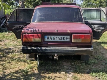 Авто ВАЗ 2107 2004 № 8902215