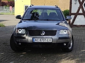 Авто Volkswagen Passat Variant 2004 № 8902515