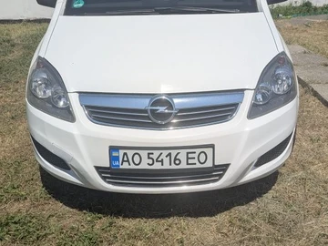 Авто Opel Zafira 2010 № 8902516