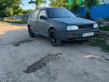 Авто Volkswagen Golf 1994 № 8902587