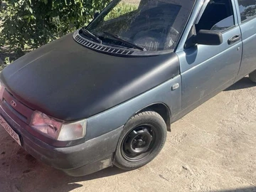 Авто ВАЗ 2110 2000 № 8902685