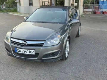 Авто Opel Astra 2012 № 8902706