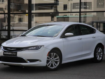 Авто Chrysler 200 2015 № 8902714