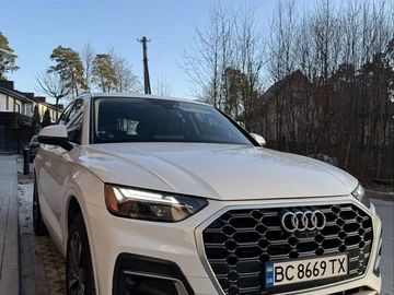 Авто Audi Q5 2021 № 8902906