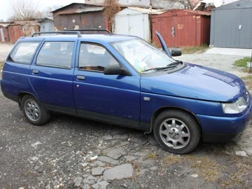 Авто ВАЗ 2111 2000 № 8903111