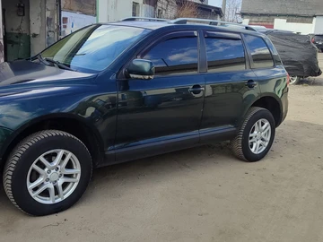 Авто Volkswagen Touareg 2006 № 8903246