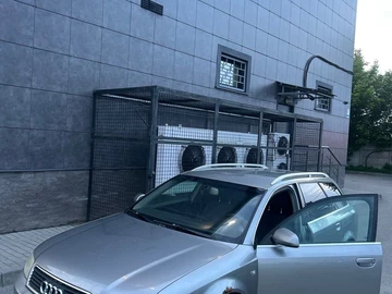 Авто Audi A4 2003 № 8903320