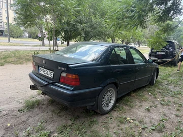 Авто BMW 3 Серия 1996 № 8903325